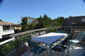 Bel Appartement 2 pièces 200m Plages